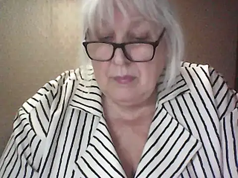 alexia64231 - Alexia64231's free webcam