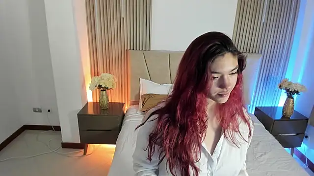 victoria_beaumont (F teen) - rub ice on the nipples