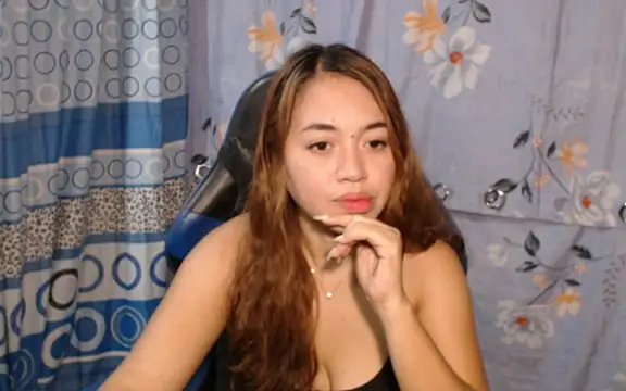 urlover_mae26 webcam