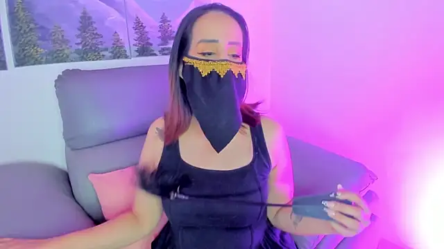 jadde_hamad (F milf) - naked wanting to vibrate 1 minute