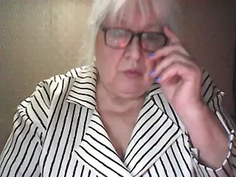 Alexia64231 live sex cam