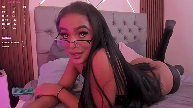 Anyeliin_miller Live Webcam on Stripchat