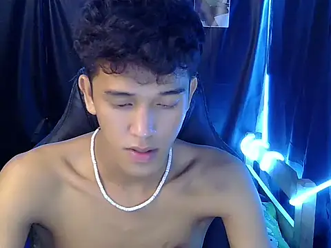 hugekenbigcock (M twink) - cum with me