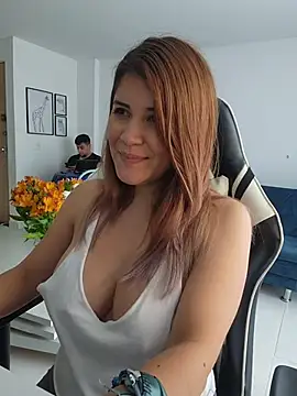 jnilu1227 - Jnilu1227's free webcam - UK Sex Cams