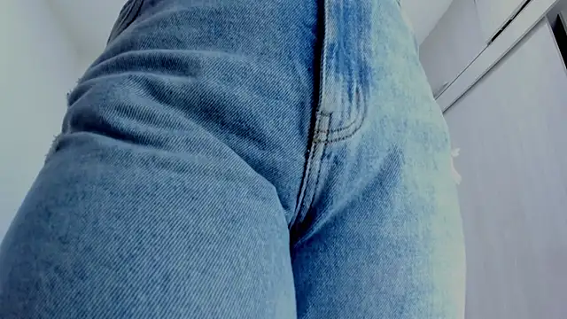 amelia_debora_antonella (F milf) - enjoy my wet pussy squirt