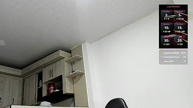 YeremiBrowm live sex cam