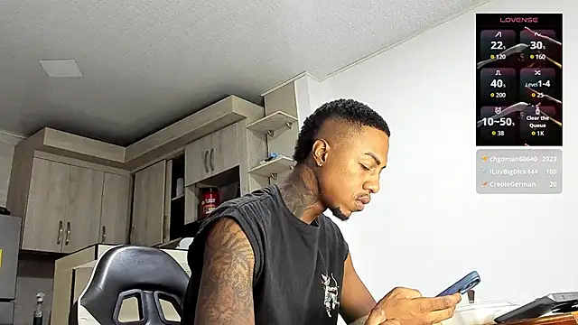 yeremibrowm - YeremiBrowm's free webcam