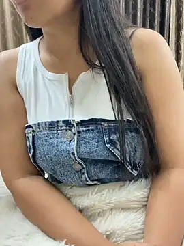 vickyandtania webcam