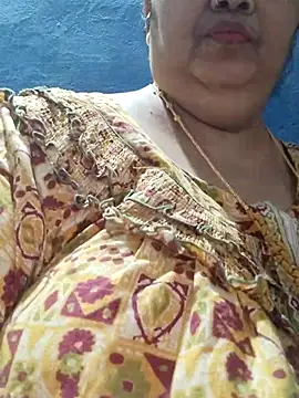 tamilthanushri (F milf) - Ass  flash