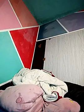 mysticdooll69 (F young) - Dildo in the pussy