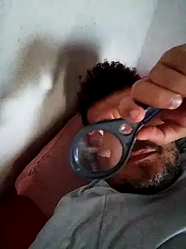 tarra122 - Tarra122's free webcam - UK Sex Cams