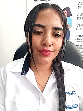 MAYE__13 Live Webcam on Stripchat