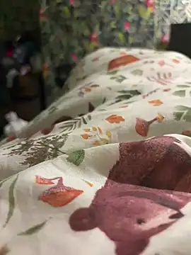 hairybuthot - HairyButHot's free webcam - UK Sex Cams