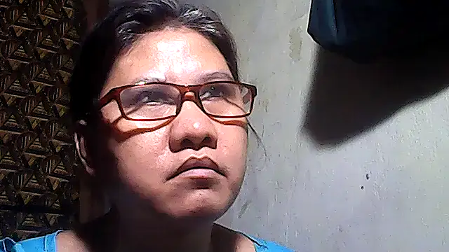 sweetsosie18 - Sweetsosie18's free webcam - UK Sex Cams