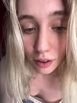 LovelyMiu live sex cam