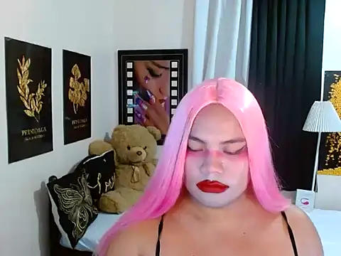 tsbrianahugecock - TSbrianaHugeCock's free webcam - UK Sex Cams