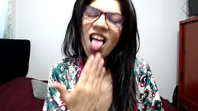 abrilsex23 - Abrilsex23's free webcam - UK Sex Cams