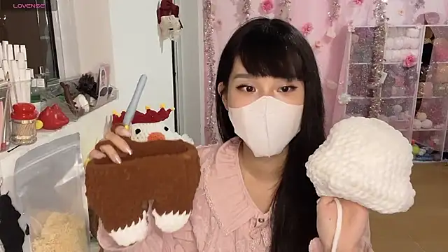 tieu-may - Tieu-May's free webcam - UK Sex Cams