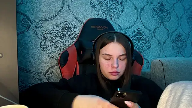 akikoankrom - AkikoAnkrom's free webcam - UK Sex Cams