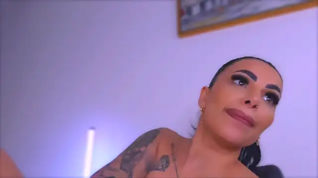 moonamour - Moonamour's free webcam - UK Sex Cams