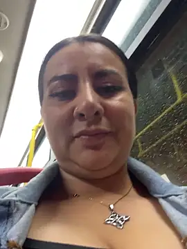 abril_luv - Abril_Luv's free webcam - UK Sex Cams