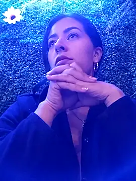 luianna (F young) - Make me horny in public 💦😈💦