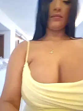 saharqamar (F young) - Make me yours