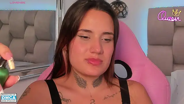 susan-sweet-7 (F young) - plug anal  small