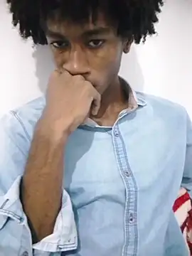 julexsw Live Webcam on Stripchat