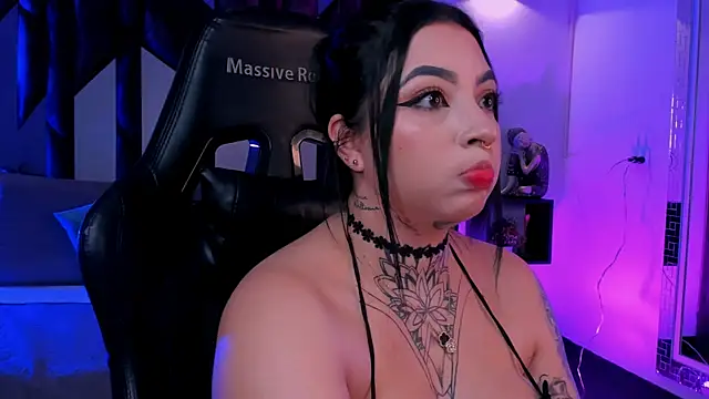 mila_laurent1 (F young) - spanking