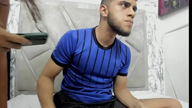 harperandmason - HarperAndMason's free webcam - UK Sex Cams