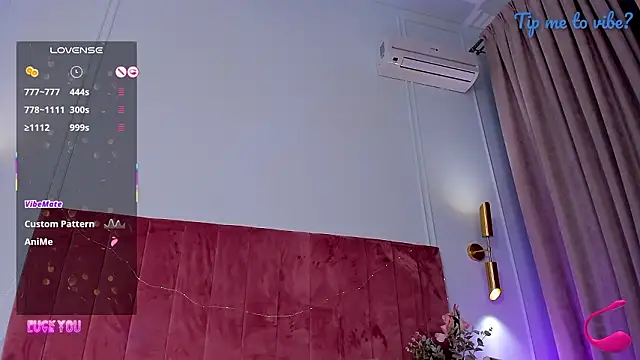 Mayzzie live sex cam