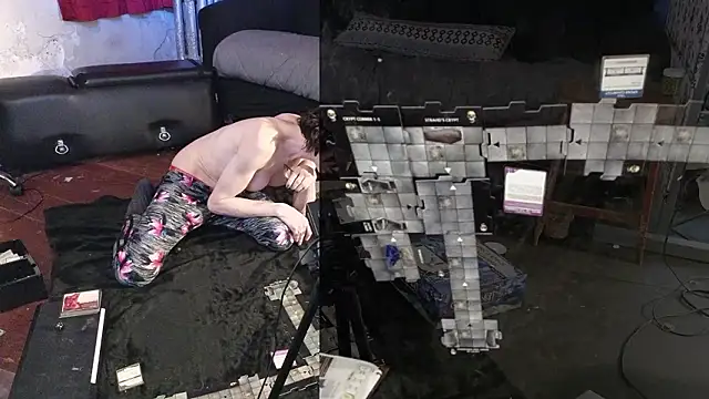 april_show_her - April_show_her's free webcam