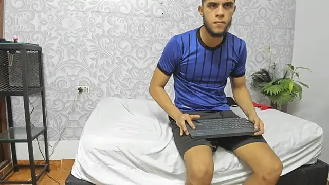 harperandmason - HarperAndMason's free webcam - UK Sex Cams