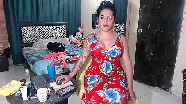 sashaferrari2000 - Sashaferrari2000's free webcam - UK Sex Cams