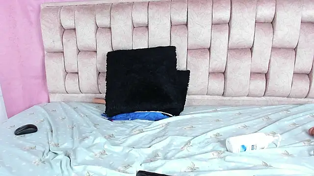 Emma_Evelyn live sex cam