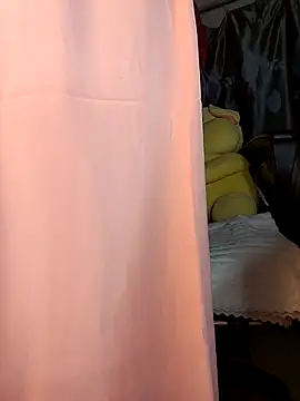 Webcam Model (Lucy_limon)  is live.Free join now!