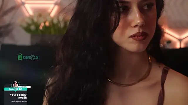 taanni_bc webcam