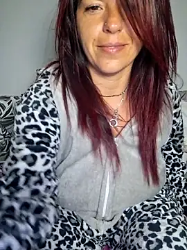 allyson22andy Live Webcam on Stripchat