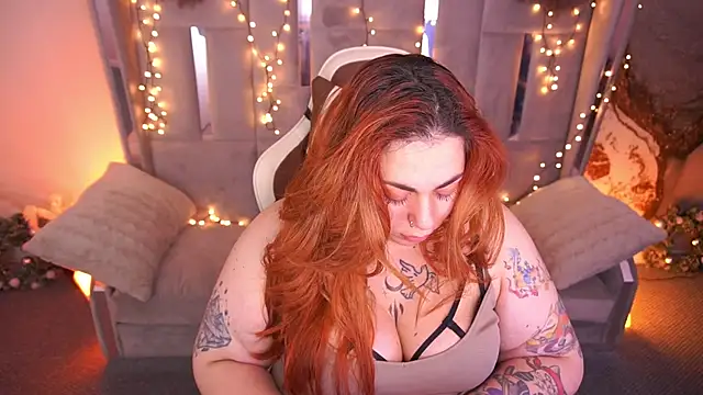 kittywakee (F young) - Twerk