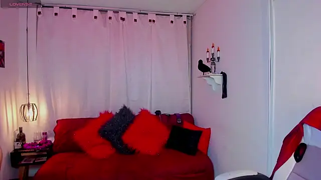 trinityy__ - Trinityy__'s free webcam - UK Sex Cams