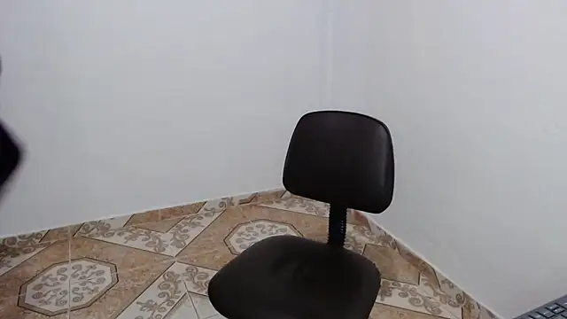 dante_alpha (M young) - Show jerk off hard cock naked for 10 min