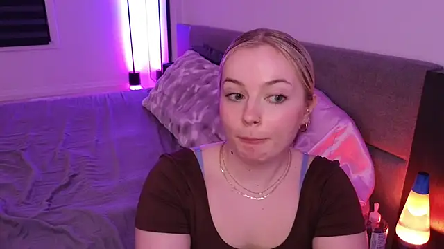 margot_robbie7 (F young) - take off my clothes 😈🥵🥵