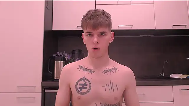 fredd_xanders (M young) - Eat my cum