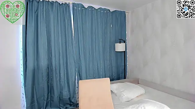 cherrylholme (F teen) - Take-off my leggins😍❤