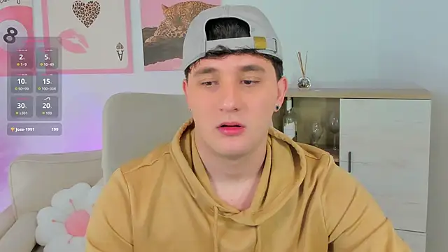 massimo_fiore - Massimo_Fiore's free webcam - UK Sex Cams