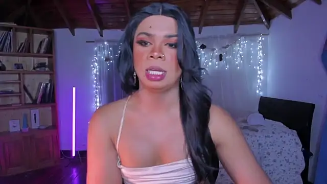 CuteRomi live sex cam