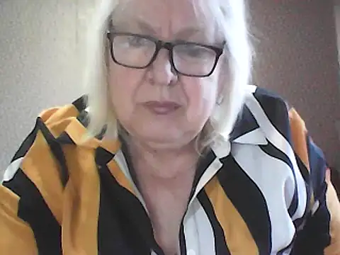 alexia64231 - Alexia64231's free webcam - UK Sex Cams