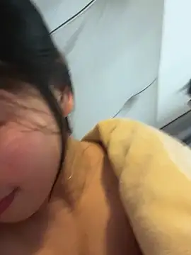 美女mimi-love13在线直播