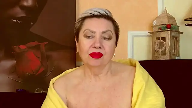 ladyposh - LadyPosh's free webcam - UK Sex Cams